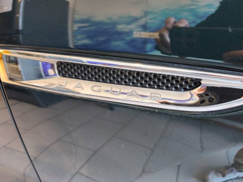 Jaguar F-Pace usata a Firenze (19)