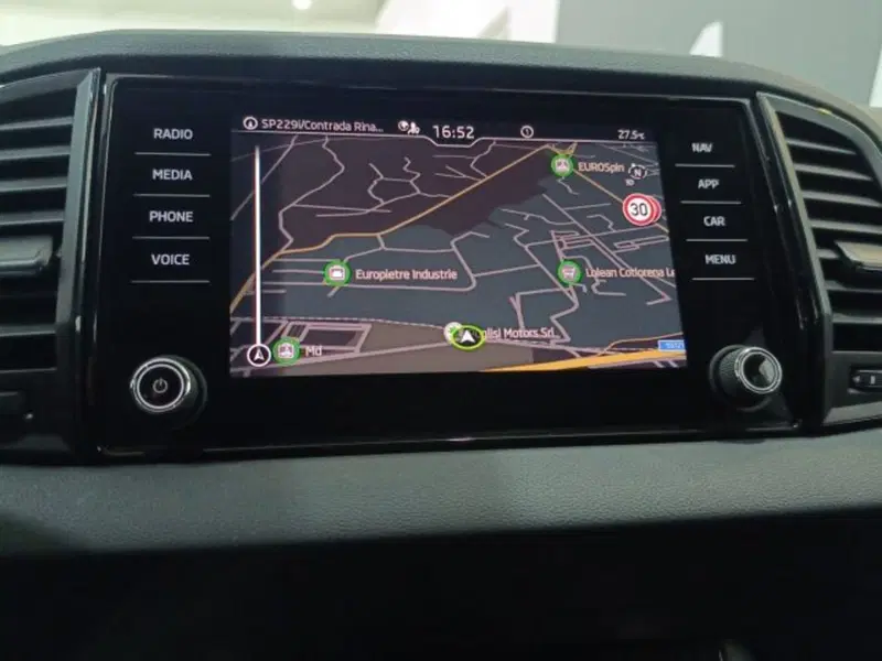 Skoda Karoq usata a Catania (16)