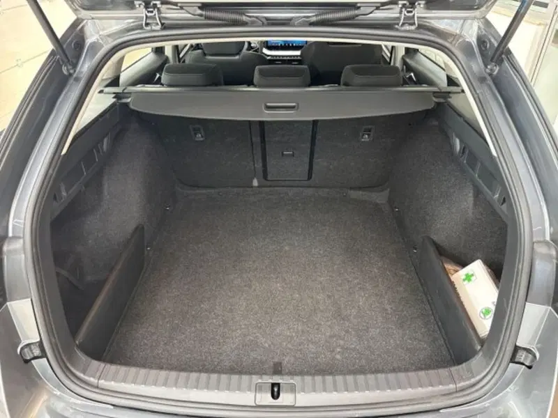 Skoda Octavia Station Wagon usata a Catania (12)