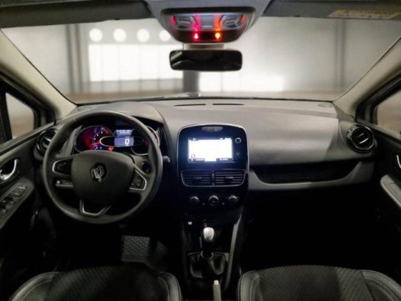 Renault Clio Sporter usata a Catania (6)