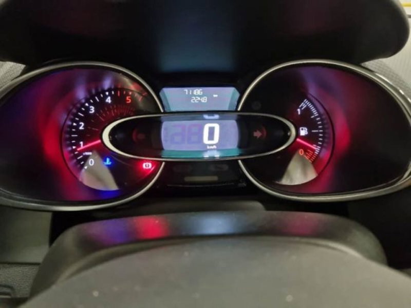 Renault Clio Sporter usata a Catania (7)