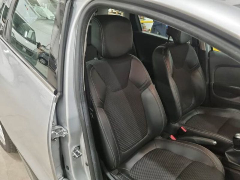 Renault Clio Sporter usata a Catania (9)