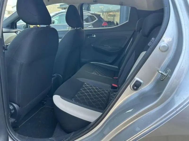 Nissan Micra usata a Firenze (12)