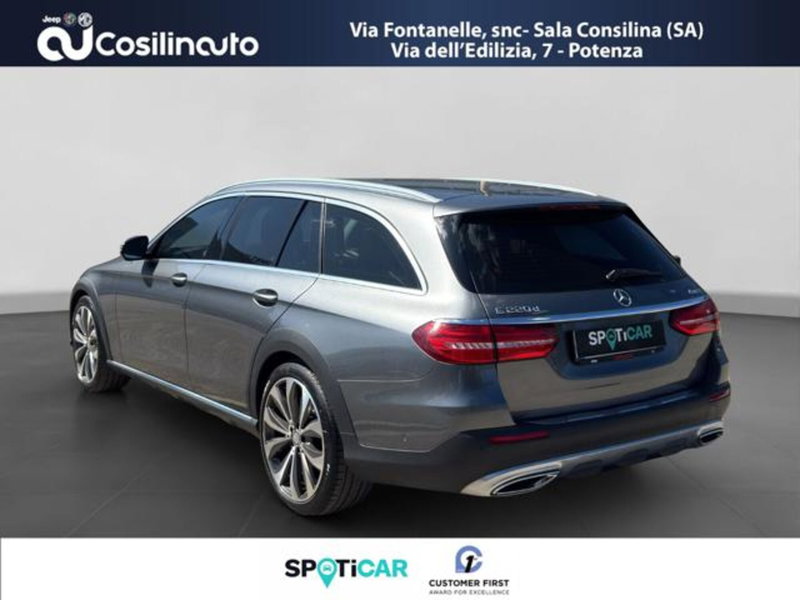 Mercedes-Benz Classe E Station Wagon usata a Salerno (3)