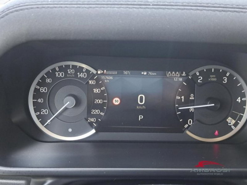 Land Rover Defender usata a Perugia (11)