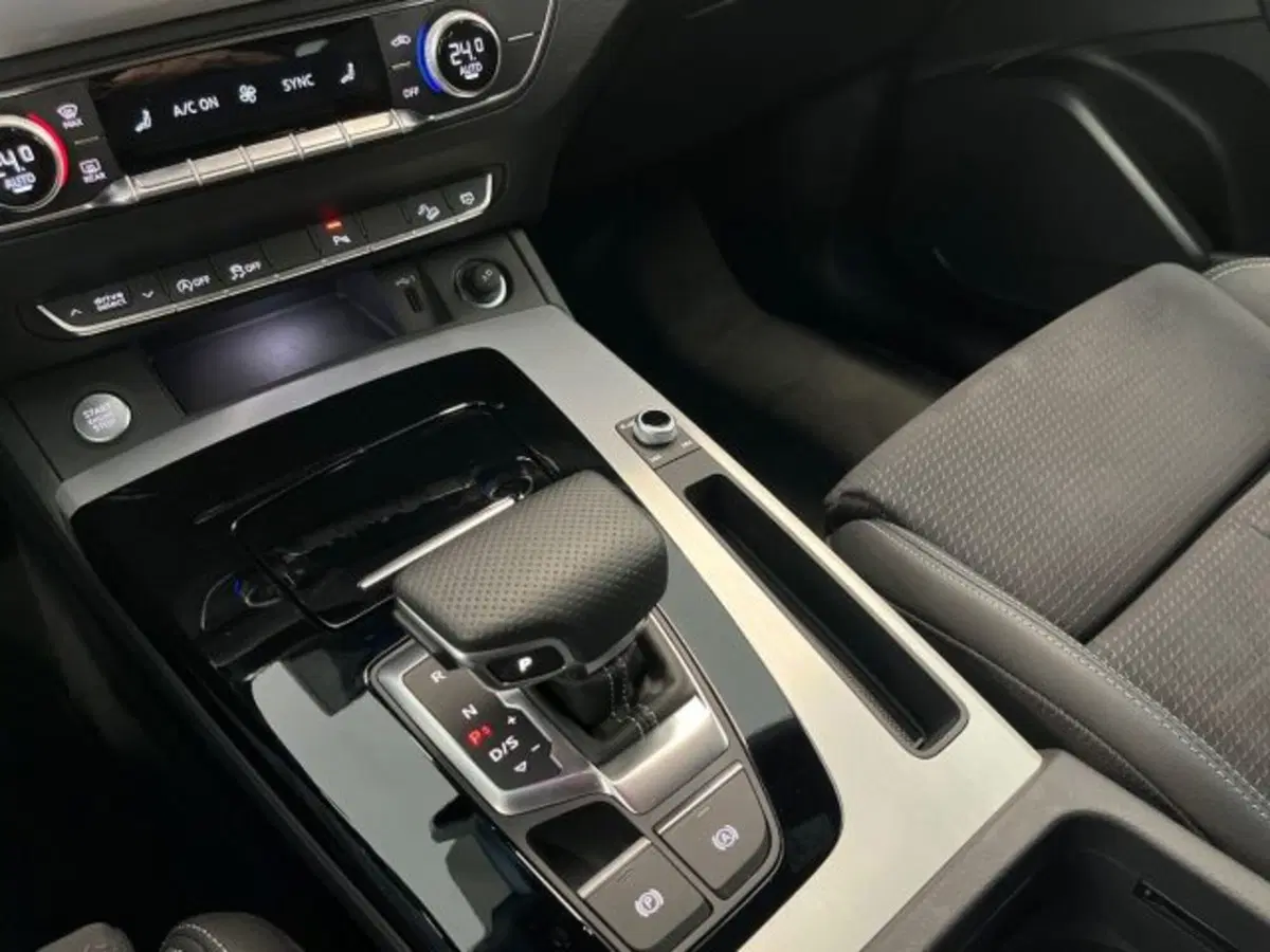 Audi Q5 Sportback usata a Bologna (18)