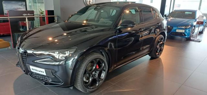 Alfa Romeo Stelvio nuova a Padova