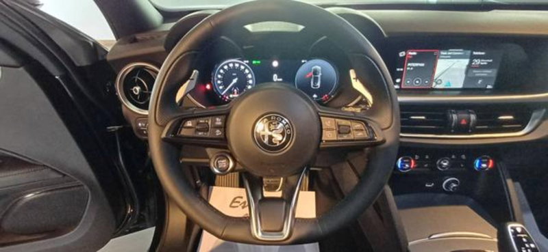 Alfa Romeo Stelvio nuova a Padova (17)