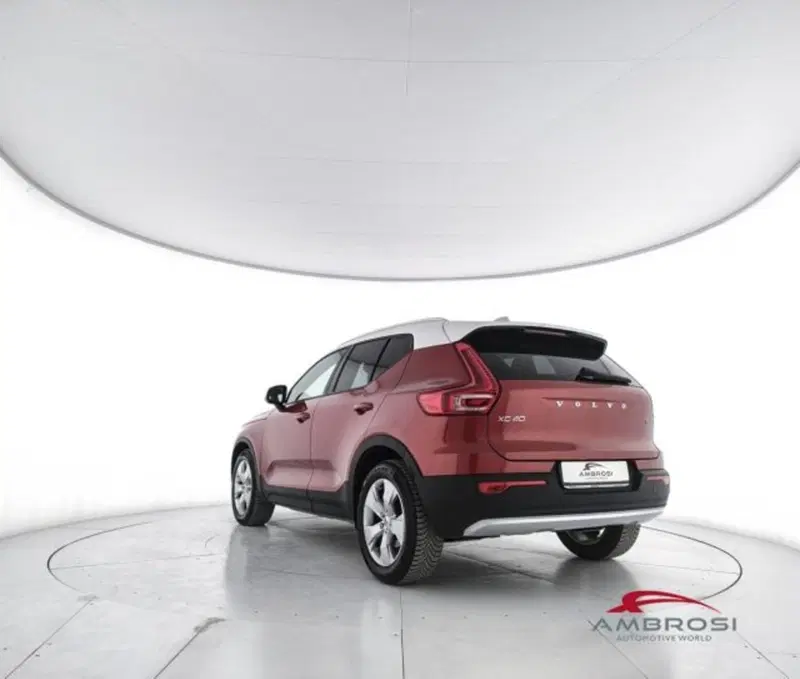 Volvo XC40 usata a Perugia (4)