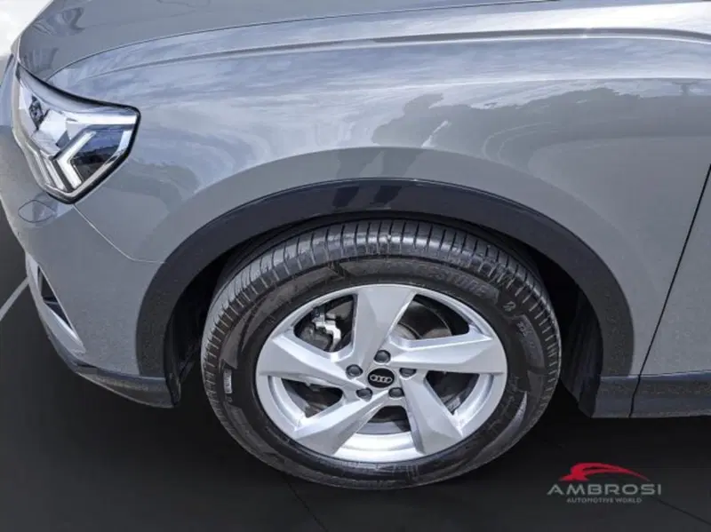 Audi Q3 usata a Perugia (13)
