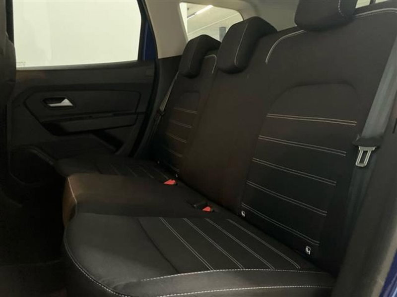 Dacia Duster usata a Como (12)