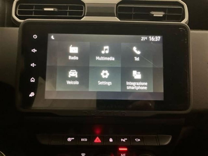 Dacia Duster usata a Como (13)