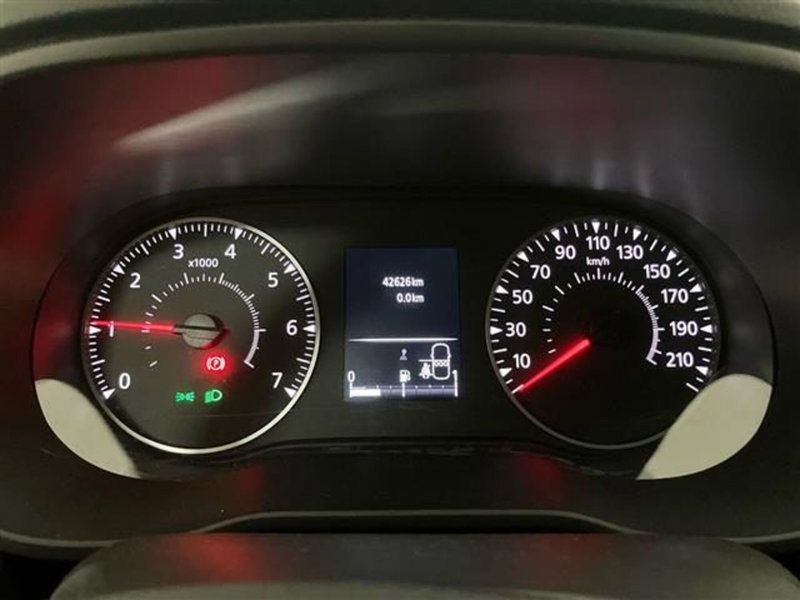 Dacia Duster usata a Como (15)