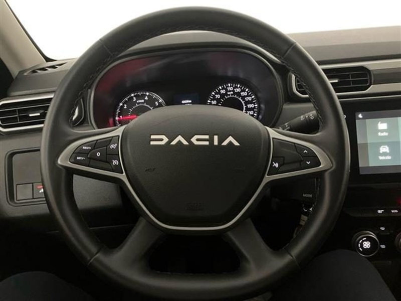 Dacia Duster usata a Como (16)
