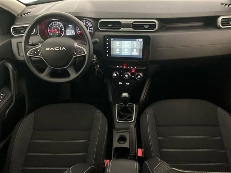 Dacia Duster usata a Como (9)
