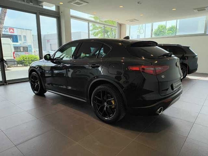 Alfa Romeo Stelvio usata a Forlì-Cesena (2)