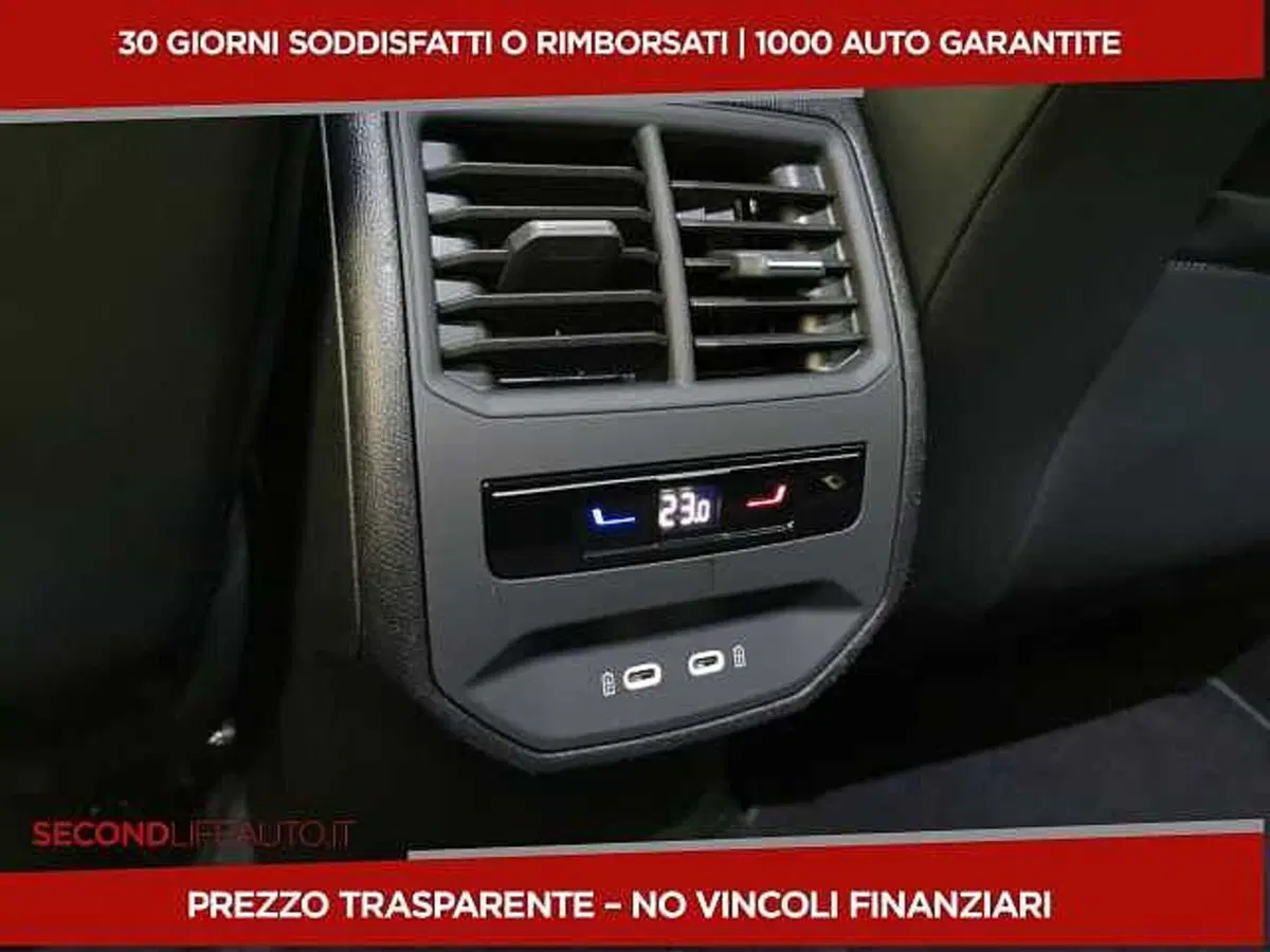Cupra Formentor usata a Chieti (18)