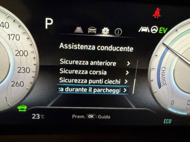 Hyundai Kona usata a Cuneo (12)