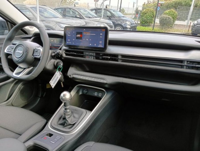 Jeep Avenger nuova a Brescia (19)