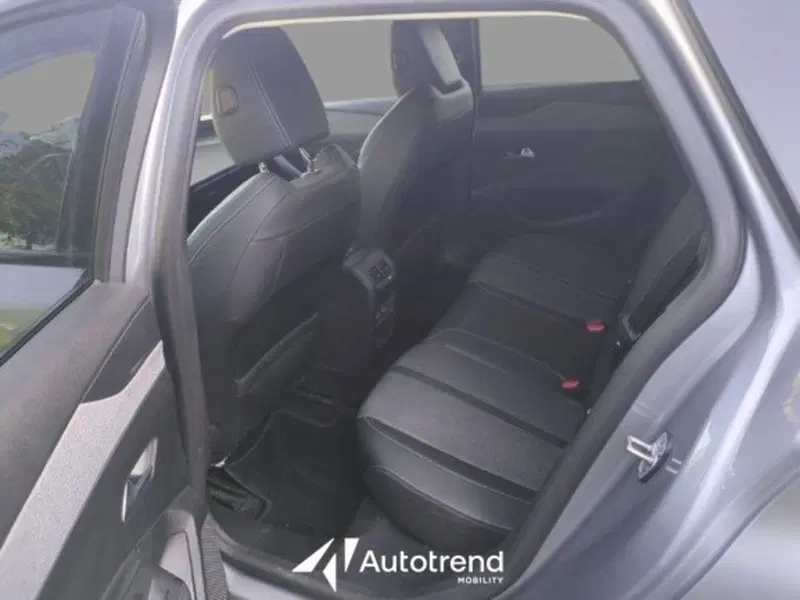Peugeot 308 SW usata a Bari (11)