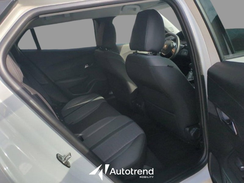 Peugeot 2008 usata a Bari (6)