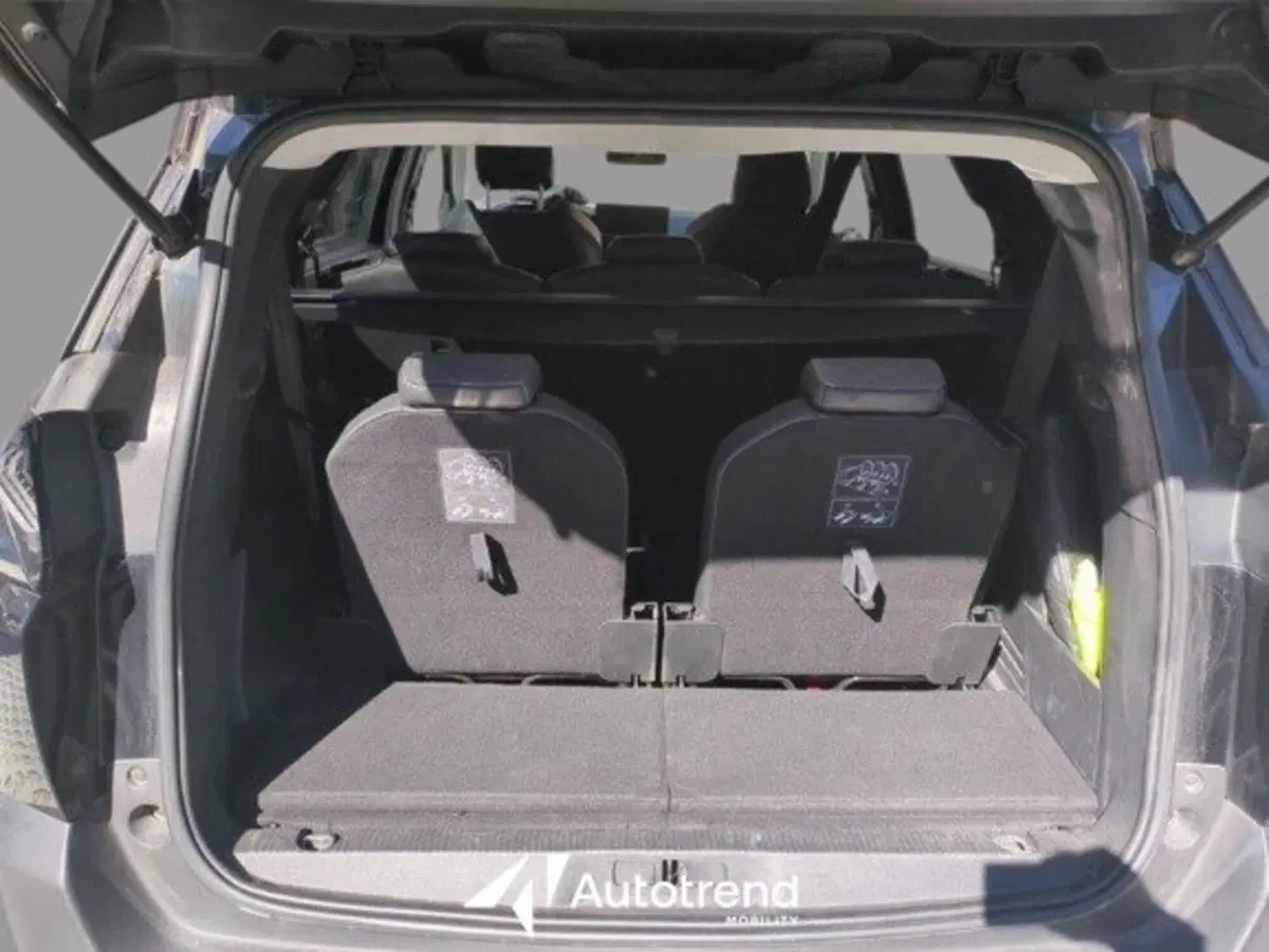 Peugeot 5008 usata a Bari (12)