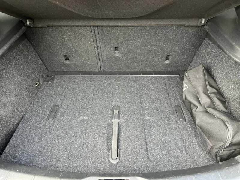Volvo V40 Cross Country usata a Sondrio (12)