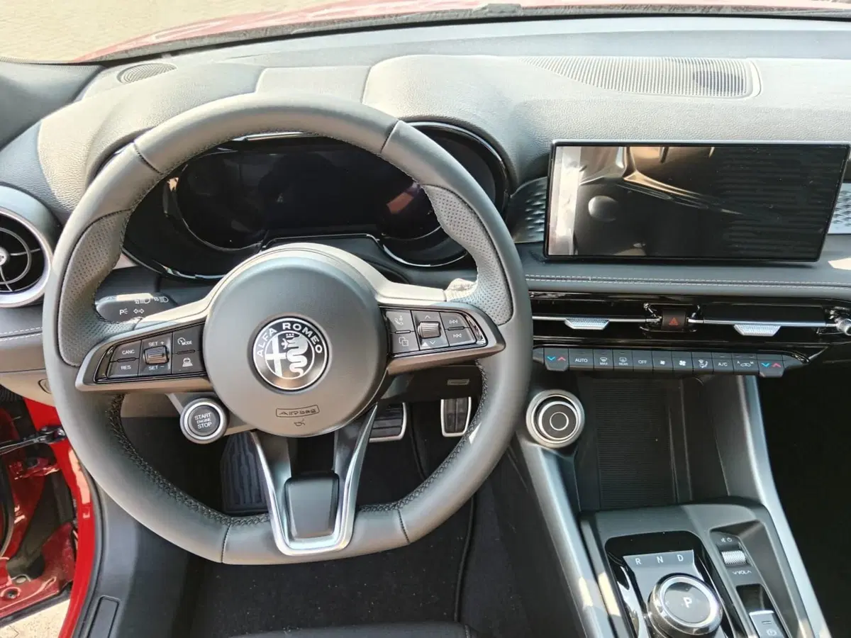 Alfa Romeo Tonale nuova a Alessandria (12)