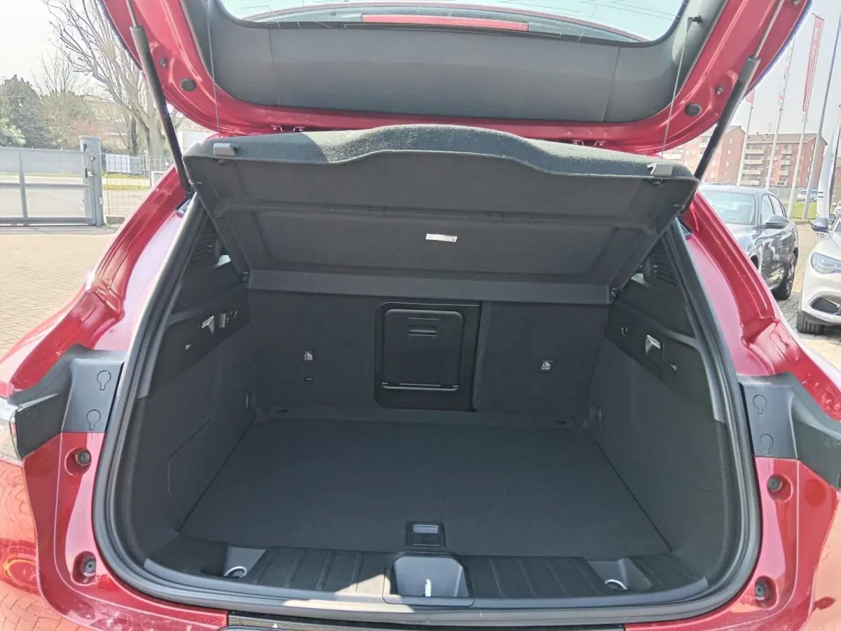 Alfa Romeo Tonale nuova a Alessandria (6)