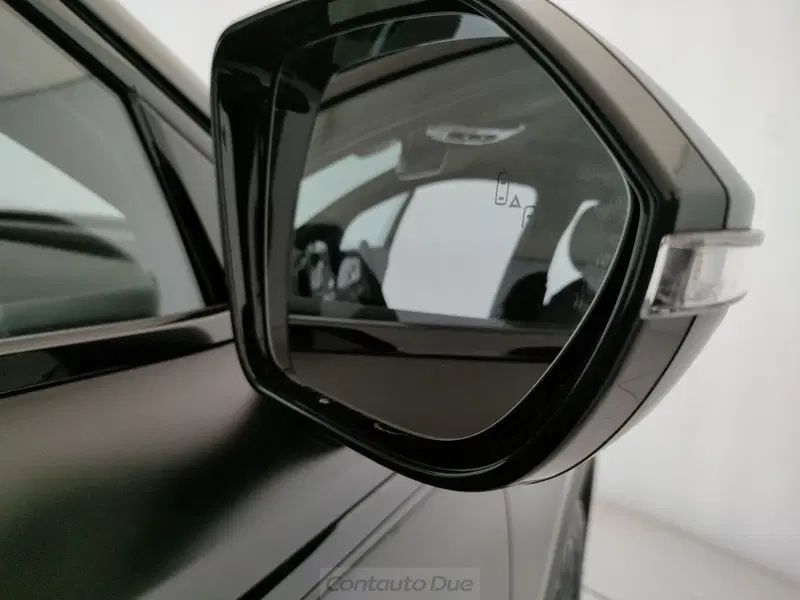 Omoda Omoda 9 SHS-P nuova a Caserta (19)