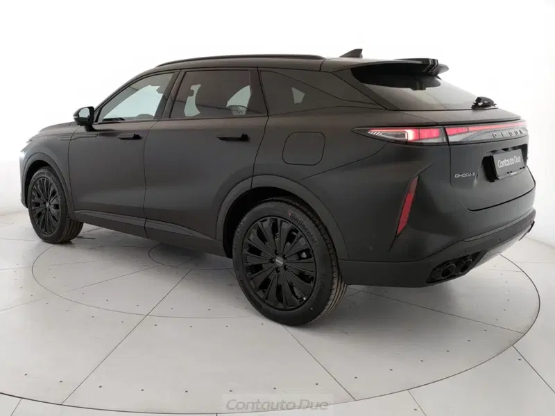 Omoda Omoda 9 SHS-P nuova a Caserta (7)