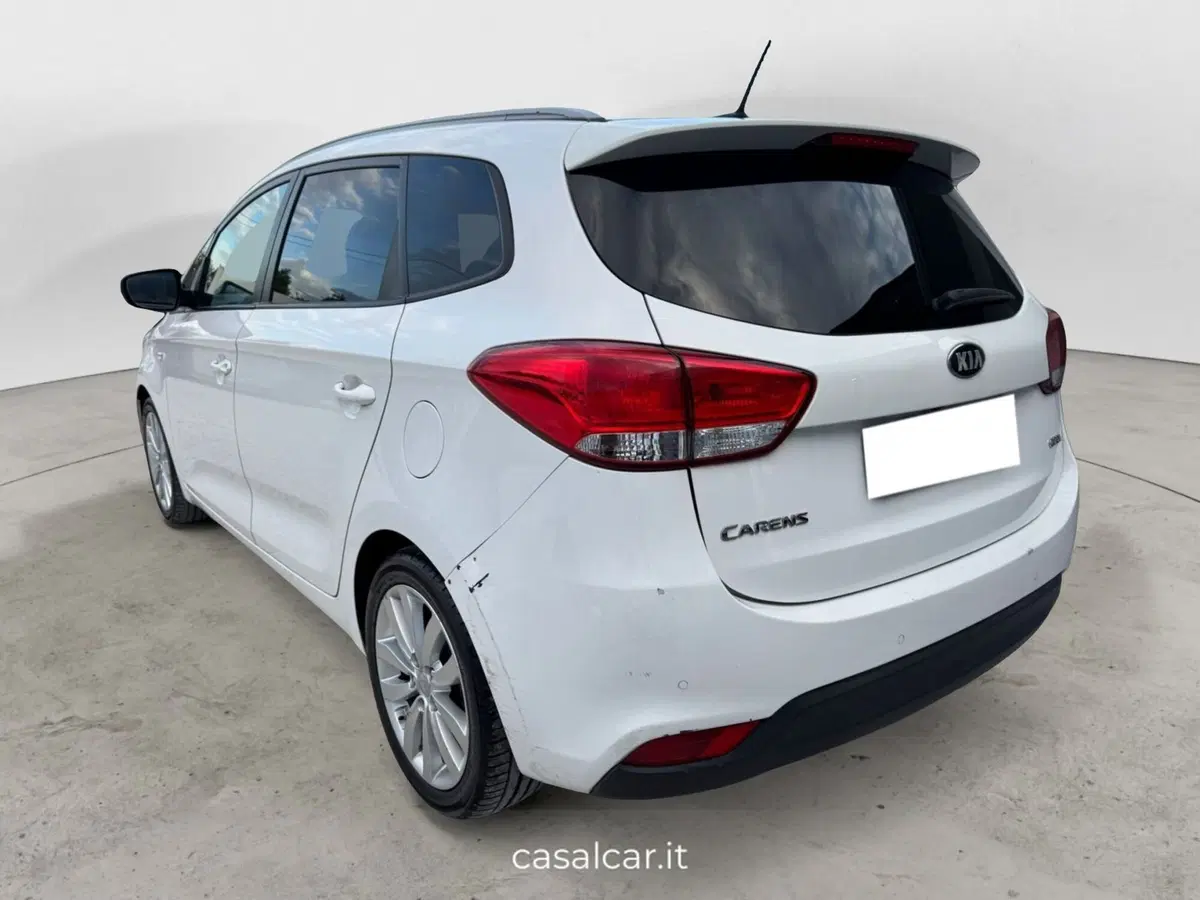 Kia Carens usata a Salerno (8)