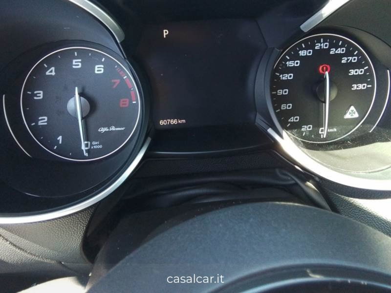 Alfa Romeo Stelvio usata a Salerno (9)