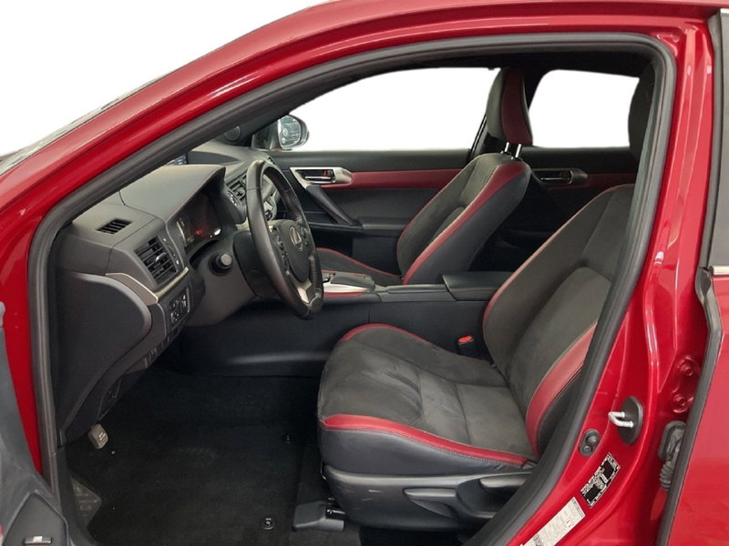 Lexus CT usata a Torino (10)