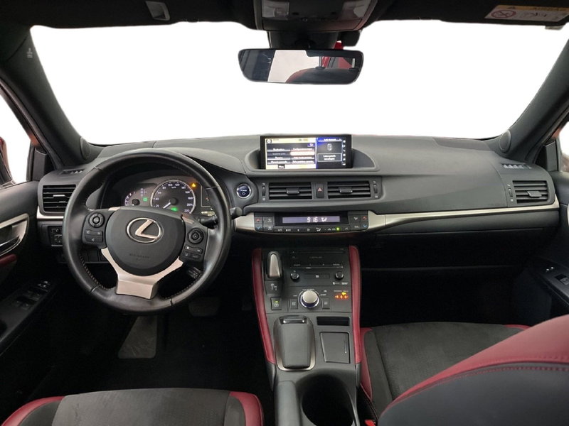 Lexus CT usata a Torino (11)