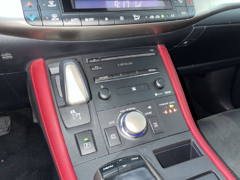Lexus CT usata a Torino (13)