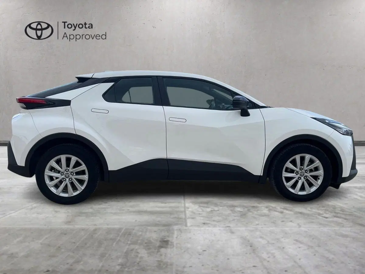 Toyota Toyota C-HR usata a Ragusa (4)