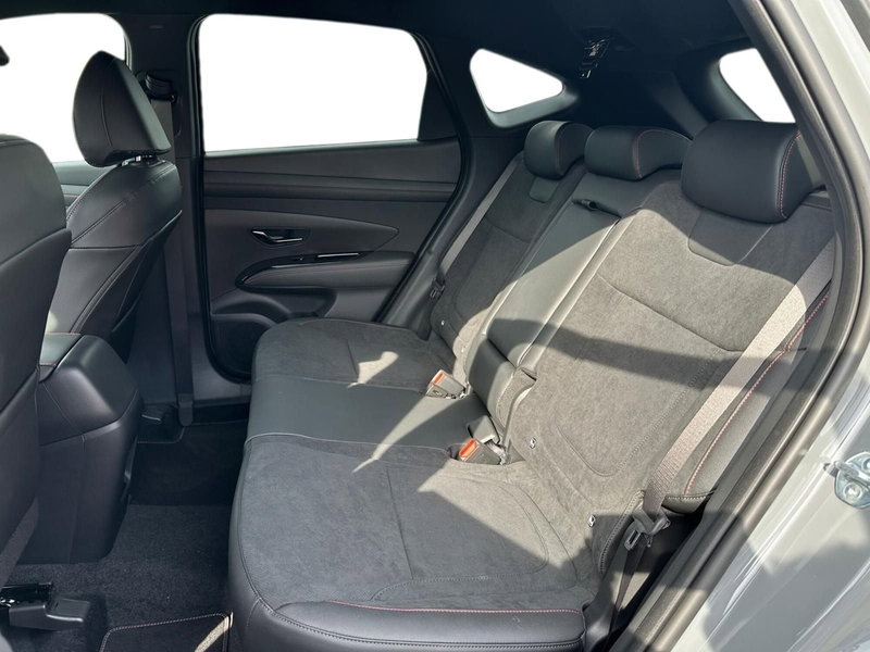 Hyundai Tucson nuova a Pistoia (10)