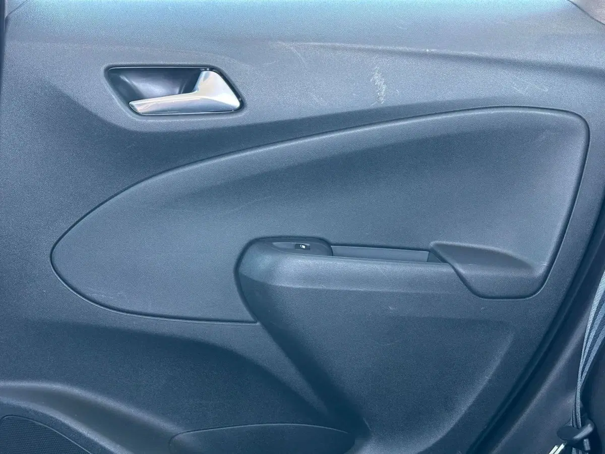 Opel Crossland usata a Pistoia (12)