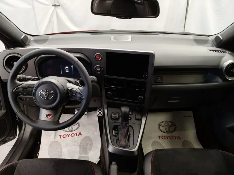 Toyota GR Yaris nuova a Roma (8)