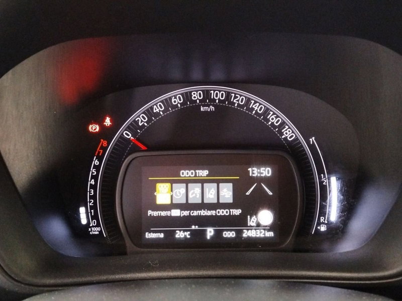 Toyota Aygo X usata a Roma (9)