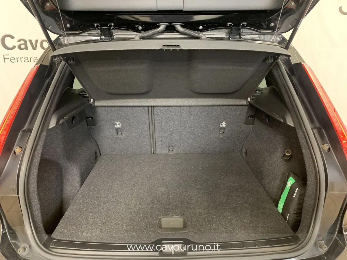 Volvo XC40 usata a Ferrara (9)
