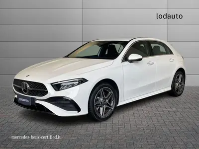 Mercedes-Benz Classe A 250 e Automatic Plug-in hybrid Premium del 2024 usata a Bergamo