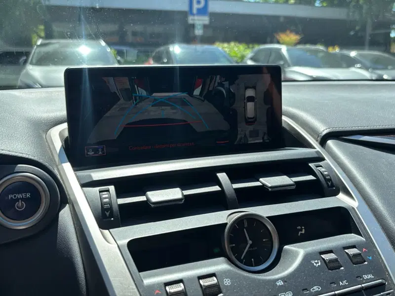 Lexus NX usata a Bologna (16)