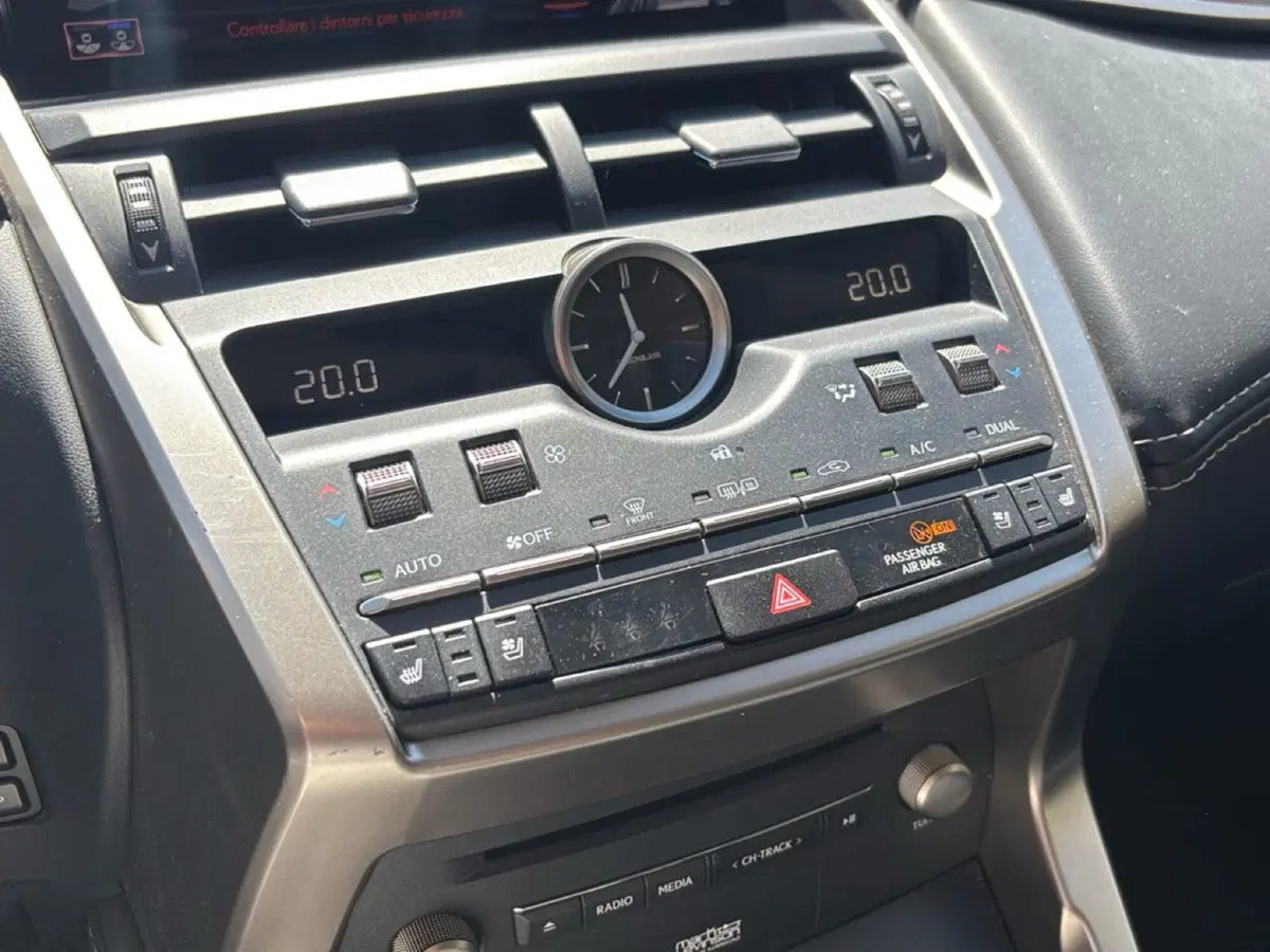 Lexus NX usata a Bologna (17)