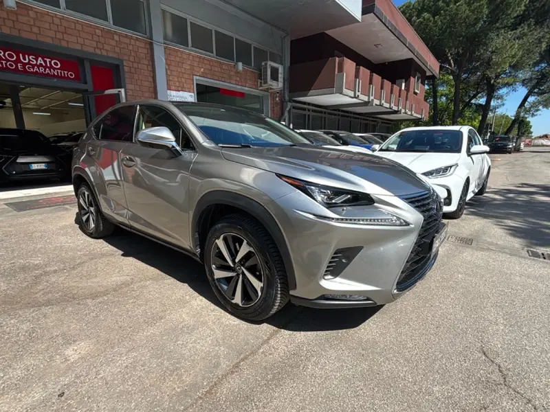 Lexus NX usata a Bologna (2)