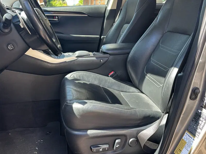 Lexus NX usata a Bologna (8)