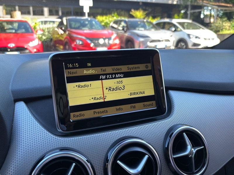 Mercedes-Benz Classe B usata a Bologna (12)