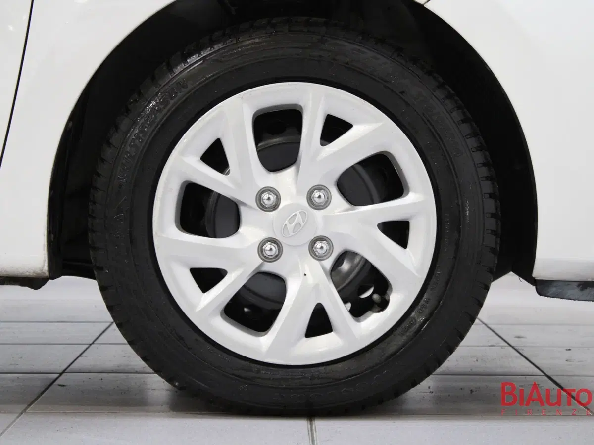 Hyundai i10 usata a Firenze (14)