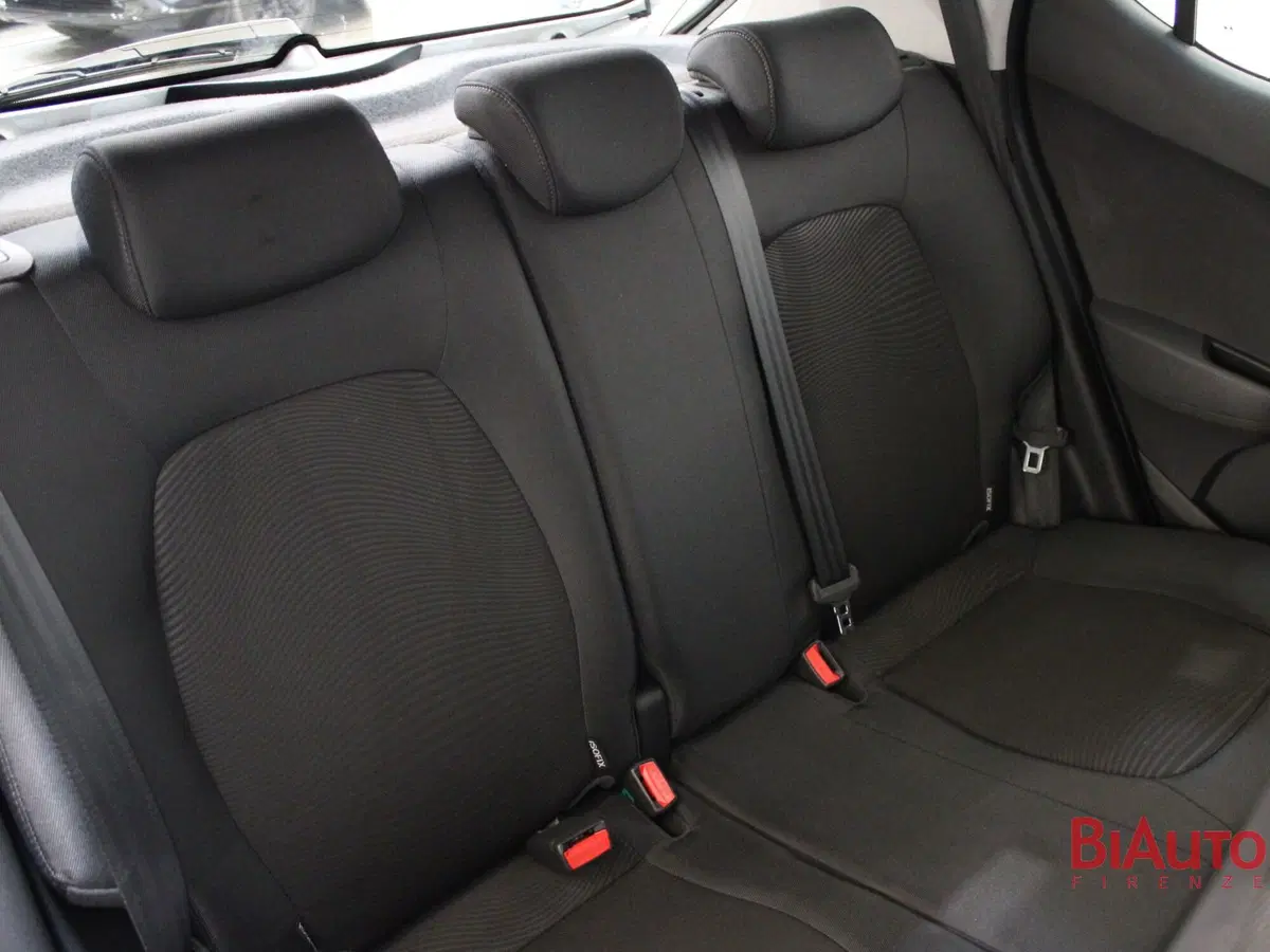 Hyundai i10 usata a Firenze (7)